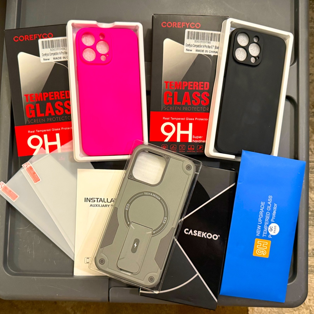 Apple iPhone 14 Pro Max Cases & Tempered Glass Screen Protectors 📱